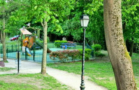 Maison lumineuse dans un cadre verdoyant - Foto 14