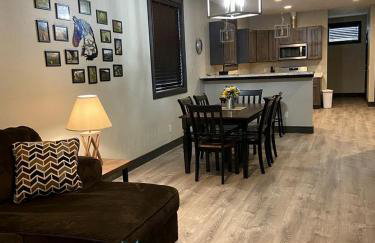 Modern Condominium with Pet-Friendly Drift Boat Parking near Madison River in Ennis, Montana - Foto 8