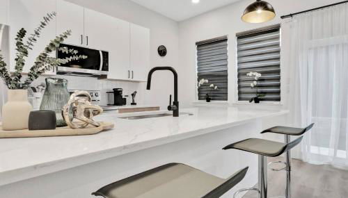 Elegant 3BR Home w/ Rooftop • 5 min to Downtown - Foto 5