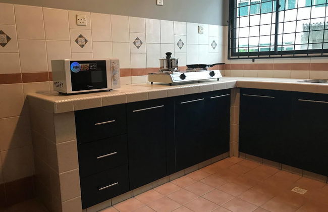 Elopura Vacation Apartment - Photo 22