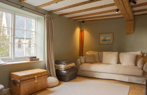 St Margaret's Steps Luxury apartment sleeps 8 - Foto 15