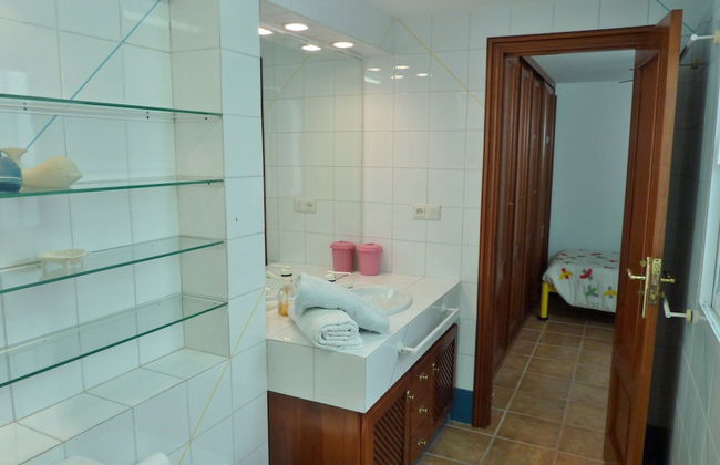 Charming Holiday Home Near Seabeach in La Cala de Mijas With Private Terrace - Photo 24