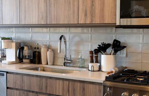 Luxury 2BD-2BA View-Gym-Rooftop - Foto 21