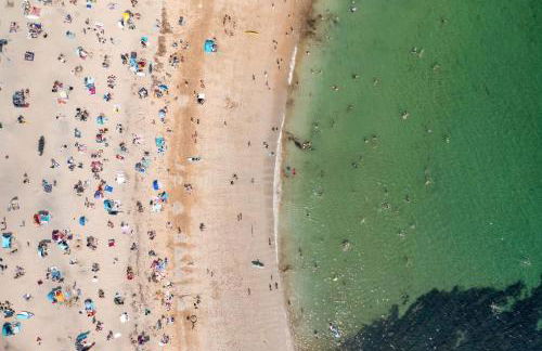 Spacious House nr Castle Beach Parking & Sauna - Foto 65