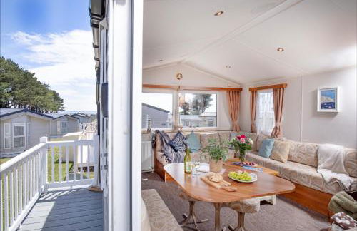 Cheerful holiday home at Landscove Holiday Park in Brixham - Foto 2