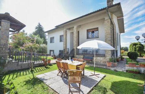 3 Bedroom Gorgeous Home In Pistoia - Foto 1