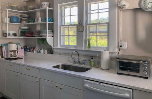 Kennebunk Cottage with Private Beach and Ocean Views! - Foto 9