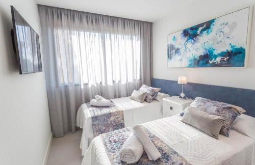 Luxury 2BR Seaviews - Santa Barbara Heights - Photo 36