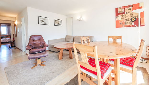 Combire 210 - Foto 3, Living Room