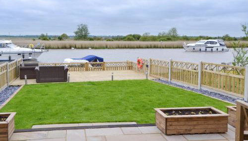 Riverbank Cottage - Foto 1