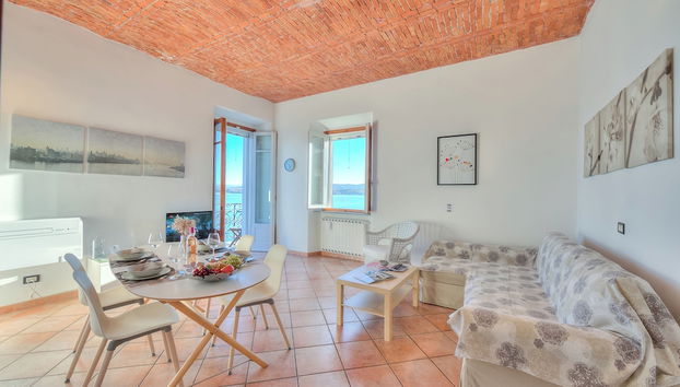 Lago Magico Pied Dans L' Eau - Foto 5