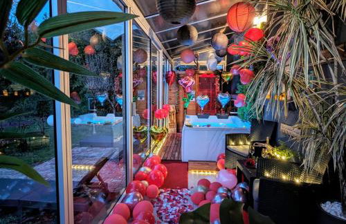 Nuit insolite avec Spa privatif à Agen - Foto 2