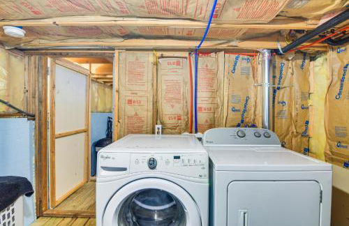 Private Wooded Escape with Scenic Decks in Jefferson - Foto 23