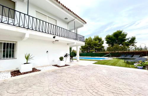 Chalet con piscina privada en Alcocebre - Foto 17