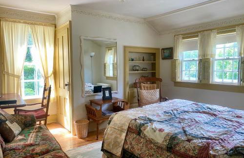 Artful Lodging & Retreats - Photo 19