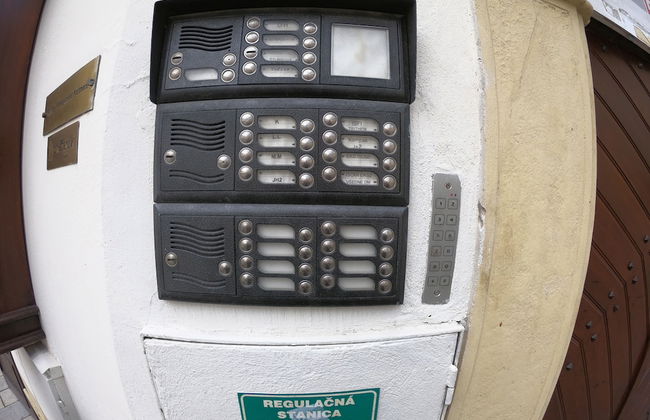 Downtown Apartment Bratislava - Photo 35