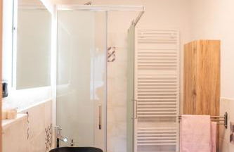 Alfio's Alpen Suite - Photo 17