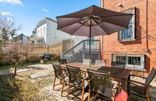 Capitol Hill Stay Like No Other - Photo 20