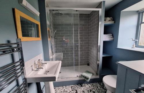 Parnham Cottage - Photo 13