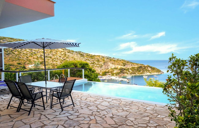Coastal Paradise Found - Komis' Private Pool Retreat - Foto 61