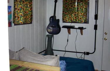 Cozy Wood Shed Tiny House Near Old Hickory Lake w/ Full Kitchen, Fire Pit & Breakfast - Foto 28