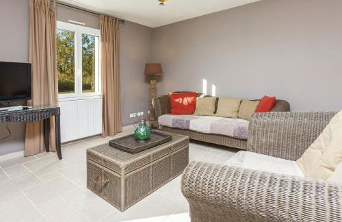 Villa in Cazals with Pool & Lake Nearby - Foto 10