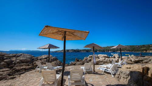 PORTO ROTONDO SPLENDIDO APPARTAMENTO CON GIARDINO VISTA MARE - Foto 2