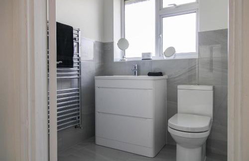 Stunning 4 bedroom home near cotswolds and Stratford upon avon - Foto 34