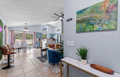 Luxe 3BR 2BA Oasis with Pool & Designer Touches, Disneyland, Legoland - Foto 25