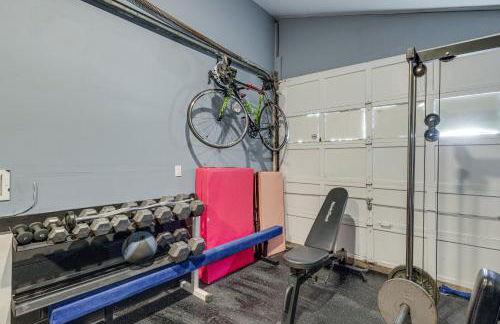 Canal-Front Backyard Oasis! Jersey Shore Retreat - Foto 20