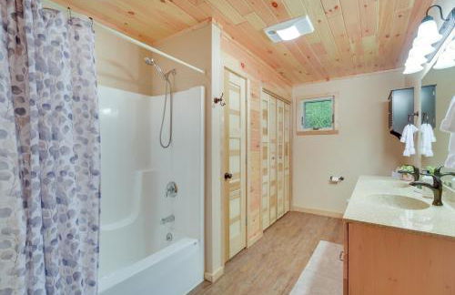 Cozy Cable Cabin Rental - Pet Friendly! - Foto 16