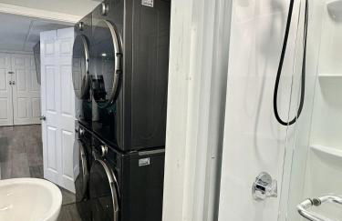 5BR Waterfront Hot Tub Kids Playscape Pets Family Compound! - Foto 67