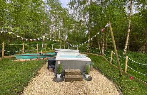 Hunter's Lodge Hot Tub Holiday, Northumberland - Photo 18