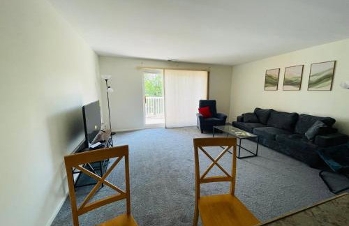 Large 2BR2BA Apartment Ideal for Long Stays - Foto 11