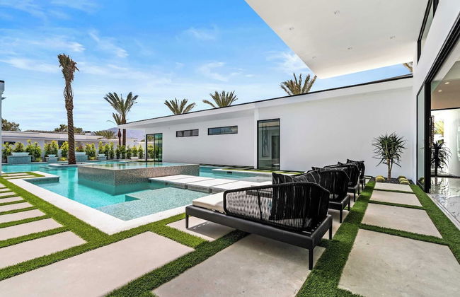 Sleeps 20 Pool, Hot Tub, & Pickleball Stay in Indio Bravo Villa #9 - Foto 13