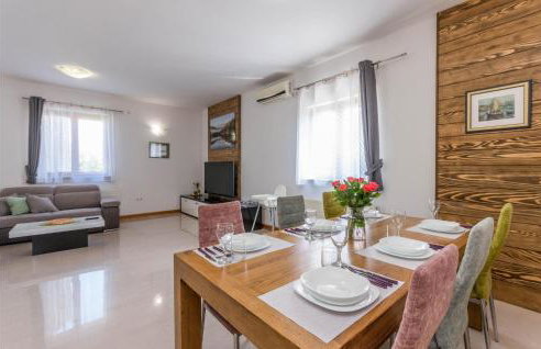 Gorgeous Home In Sikovo With Wifi - Foto 5