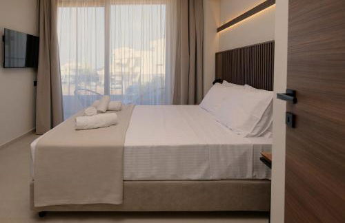 The Z Suites - Photo 30