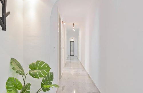 C09 Roomy Luminous 5 Bedroom in Town - Foto 21