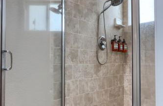 Yosemite Hilltop Gated Villa near Oakhurst, Bass Lake and Mariposa w EVCharger Hottub Grill and Awesome Views! - Foto 36