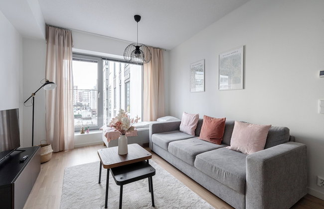 Stylish New 1BR Home with Sauna, Hosts 5 Guests - Photo 18