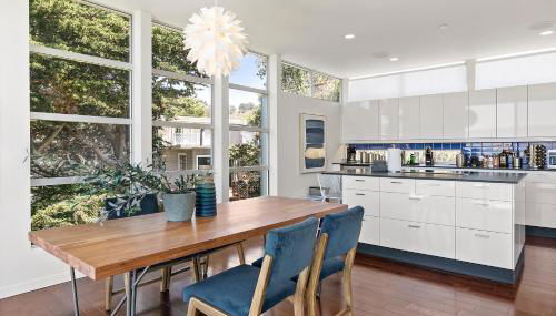 Marbella Lane - Cozy and Eccentric Design Home - Photo 4