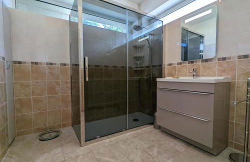 Maison confortable avec jardin privatif, internet, parking - FR-1-653-112 - Foto 20