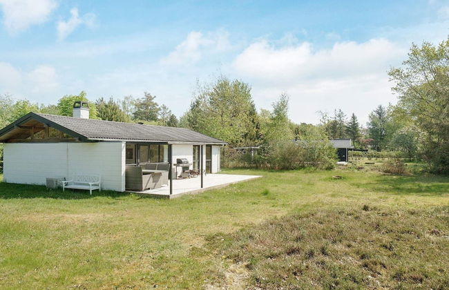 6 Person Holiday Home in Hojby - Foto 14