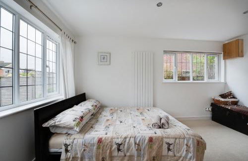 Harbourways Emsworth, Pet Friendly Coastal Retreat, Contractors & Leisure, Free Parking, Walk to Pubs - Photo 29