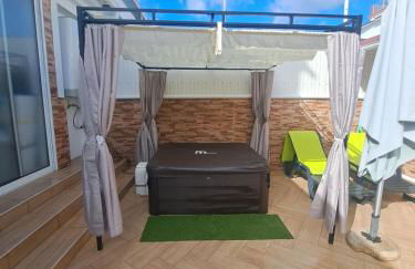 Zurrinha Holidays With Jacuzzi - Foto 9