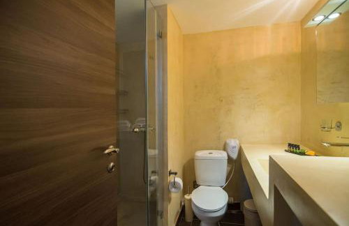 Modern, Stylish Maisonette - Photo 4