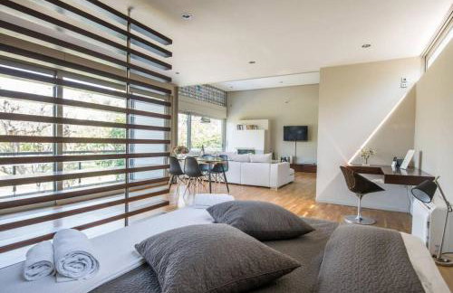 Studio Rio Unique Space With Garden and Garage - Photo 17