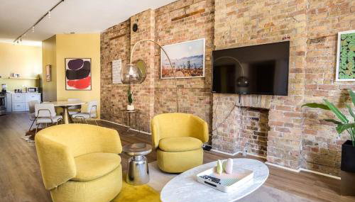 Beautifully Remodeled Third Floor Flat in River North - 3N - Foto 3