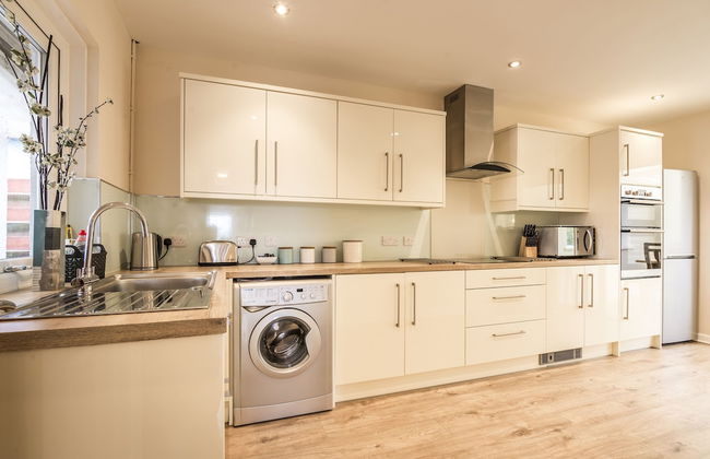 The Cwtch - 3 Bedroom - Pentlepoir - Photo 10