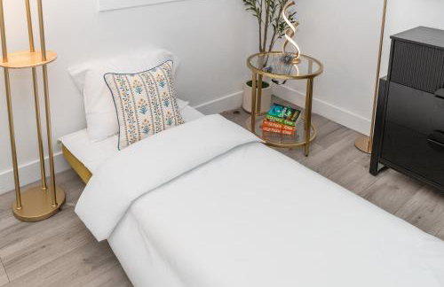 Luxury Oasis in Culver City! Free parking and Jacuzzi - Foto 53